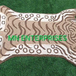 Tibetan Tiger Rug | Tiger Wool Animal Shaped Carpet 3x5ft | Handmade Accent Rug | BOHO Jungle Theme | Vibrant tiger décor for Birthday gift