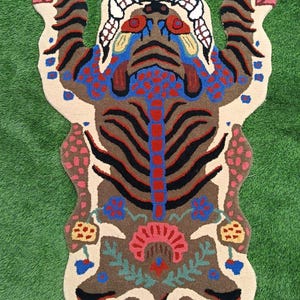 Tibetan Tiger Rug | Tiger Wool Animal Shaped Carpet 3x5ft | Handmade Accent Rug | BOHO Jungle Theme | Vibrant tiger décor for Birthday gift