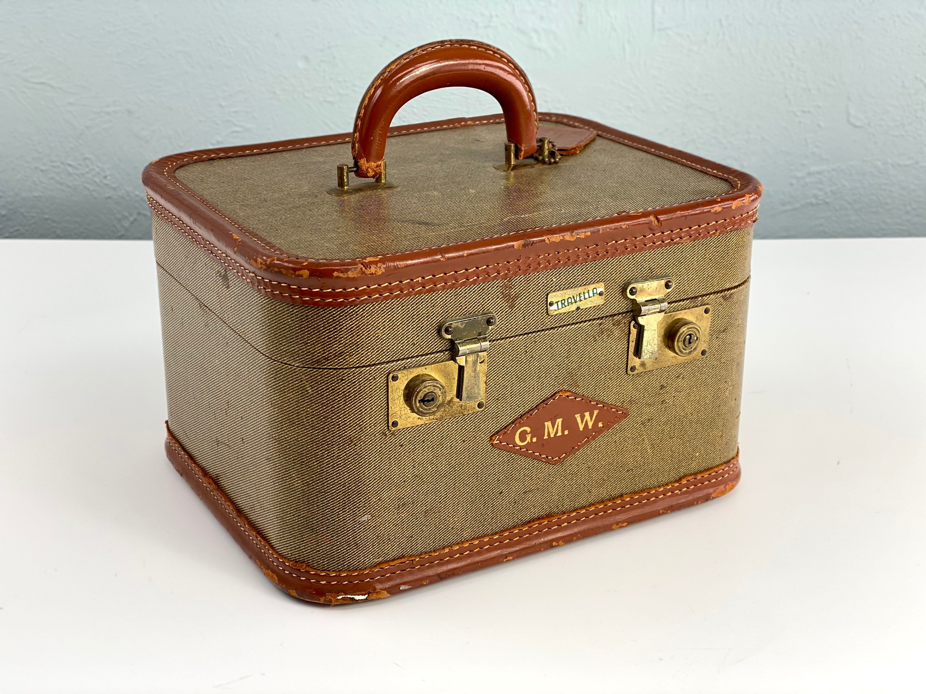 Vintage 2024 tweed case