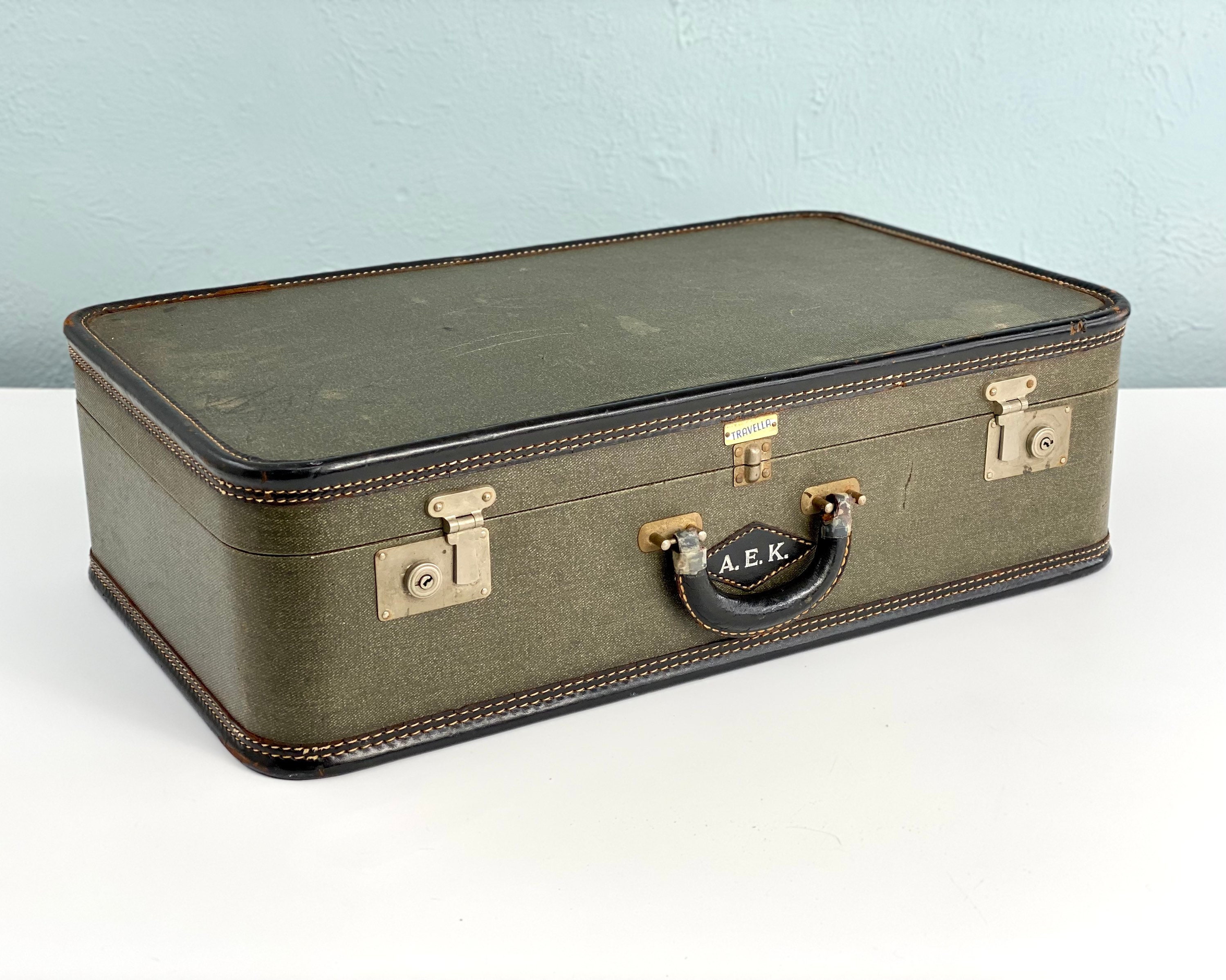 Vintage Travella Suitcase Medium Size 