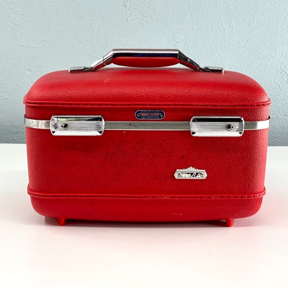 Vintage Red American Tourister Tiara Train Case, Fair… Gem
