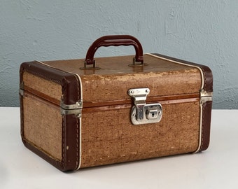 Small Vintage Train Case, Vintage Luggage Suitcase, Two Tone Brown Small Cosmetic Case, Makeup Case, 1940s Luggage, Home Decor