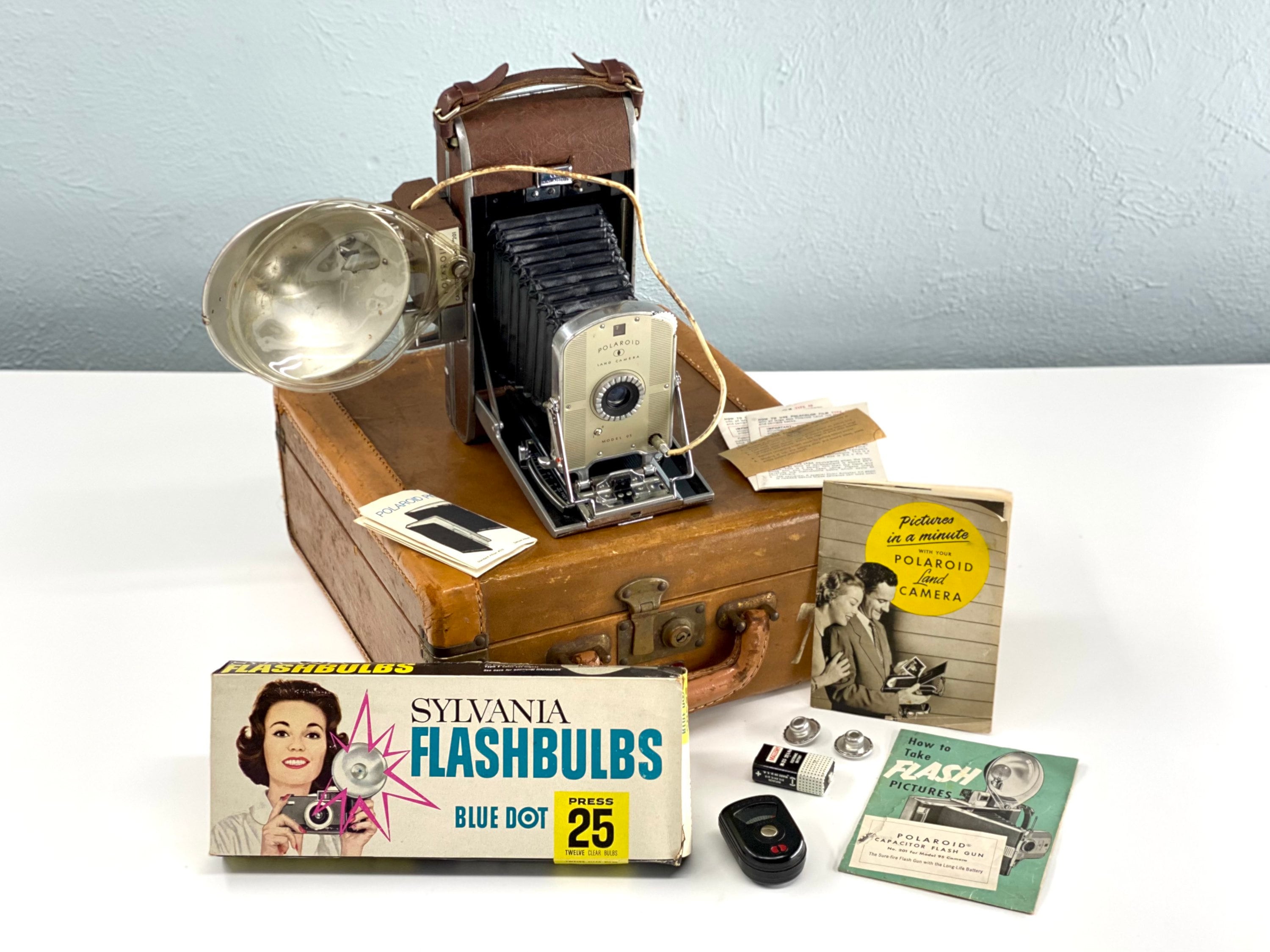 1947 When Polaroid Camera Invented Vintage Polaroid Land First