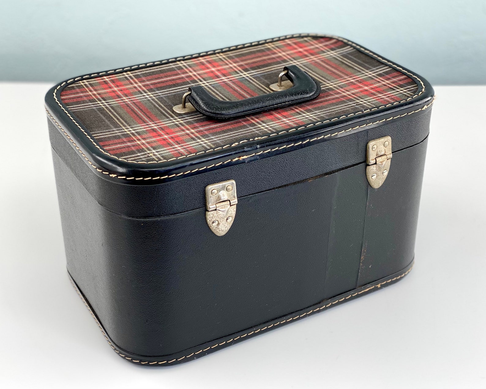 Vintage Tartan and Black Train Case Traincase Vintage Makeup Etsy