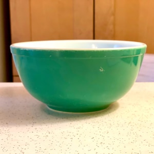 Keine Nummer Grün Pyrex Primärfarbe Rührschüssel - Siehe Beschreibung