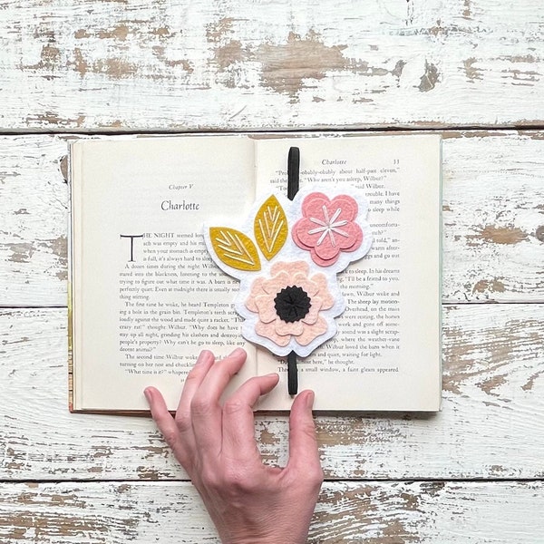 Handmade Pink Felt Flower Bookmark - Book Lover Gift