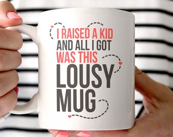 Regalo divertido del Día de la Madre de hija / taza divertida de mamá, idea de regalo del día de la madre de hijo, taza de café de humor de mamá diciendo, regalo divertido de mamá de niños