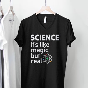 Funny Science Shirt for women men kids, nerdy scientist gift for science teacher tshirt, liberal tee, It's Like Magic But Real, BootsTees 画像 7