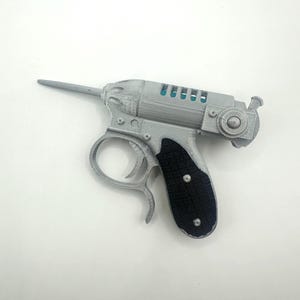 Men in Black Noisy Cricket - Etsy