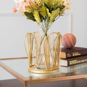Aponi Wide Vase | Floral Glass Vase for Bouquets and Mantel | Tabletop Home Decor | Flower Vase Centerpiece
