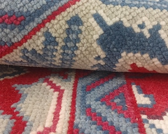 Handgeknüpfter Wollteppich – Tribal-Muster in Rot und Blau | Traditionelles orientalisches Design | Handgefertigter Teppich für Wohn- und Schlafzimmer