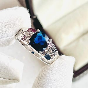 Cushion Cut Blue Sapphire Ring: Art Deco Sterling Silver Men&#39;s Engagement