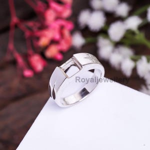 Sterling Silver Semi Mount Ring: 7mm Princess Cut Bezel Setting
