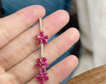 Tennisarmband mit floralem Muster aus im Labor hergestelltem Rubin-Moissanit und Sterlingsilber-Gliedergliedern