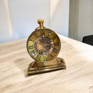 Horloge de bureau squelette vintage en laiton : horloge de table steampunk à chiffres romains