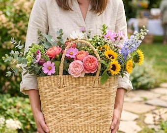 Handwoven Straw Tote Bag – Natural Bamboo Woven Market Basket for Beach, Picnic & Everyday Use