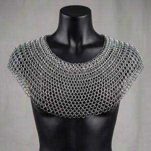Handmade Chainmail Shoulder Capelet Silver Metal Mesh Collar for Cosplay Festival Medieval Fantasy Costume