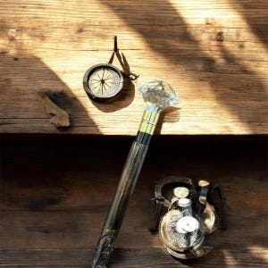 Bastón de palisandro con mango de cristal blanco / Madera oscura negra / Bastón elegante