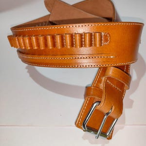 Leather The Duke Rig, John Wayne holster, SASS, CAS Cowboy action Cowboy Western Leather Cross Draw Fast Draw Holster Fits Colt SAA 1873