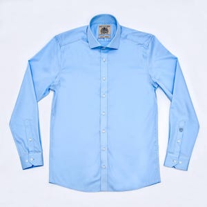 Men&#39;s Blue Tuxedo Shirt: Slim Fit Non-Iron 100% Cotton
