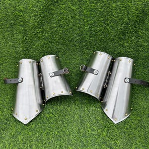 Medieval Steel Vambraces – Handmade Arm Armor with Leather Straps – LARP & Cosplay Ready