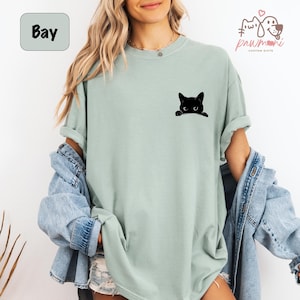 Cat In Pocket Tee, Cat In Pocket Shirt, Cat Tshirts, Cute Cat Shirt, Cat Lover Tshirts, Pocket Cat Tee, Cat Mom Tee,Cute Kitty In Pocket Tee