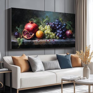 Natura morta classica con frutta su tela, dipinto di melograno e uva, arte murale realistica per la cucina, arredamento rustico per la casa, stampa su tela con cibo vivace