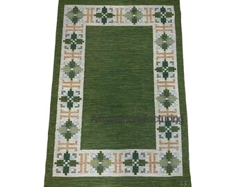 Tapis kilim vert tissé à la main : tapis bohème géométrique en laine avec franges