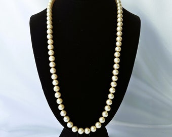 Vintage Faux Pearl Necklace