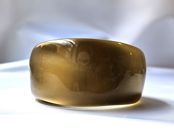 Vintage Golden Glow Acrylic Bangle Bracelet