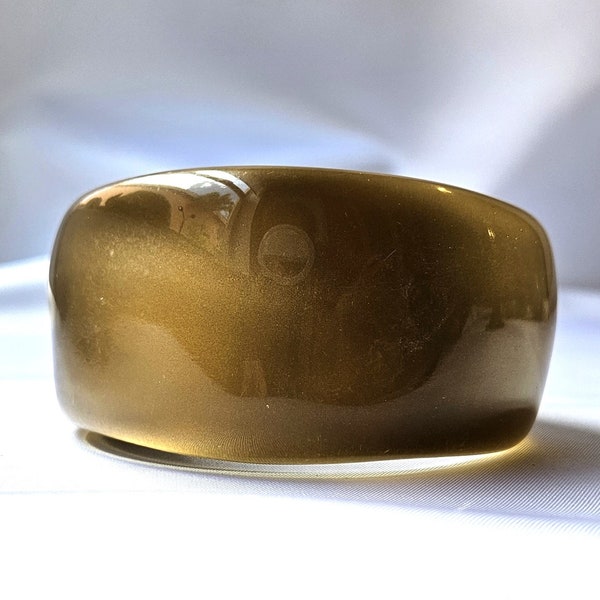 Vintage Golden Glow Acrylic Bangle Bracelet