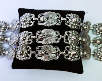 Vintage Silver-Tone Flowers And Leaves Wide Bracelet