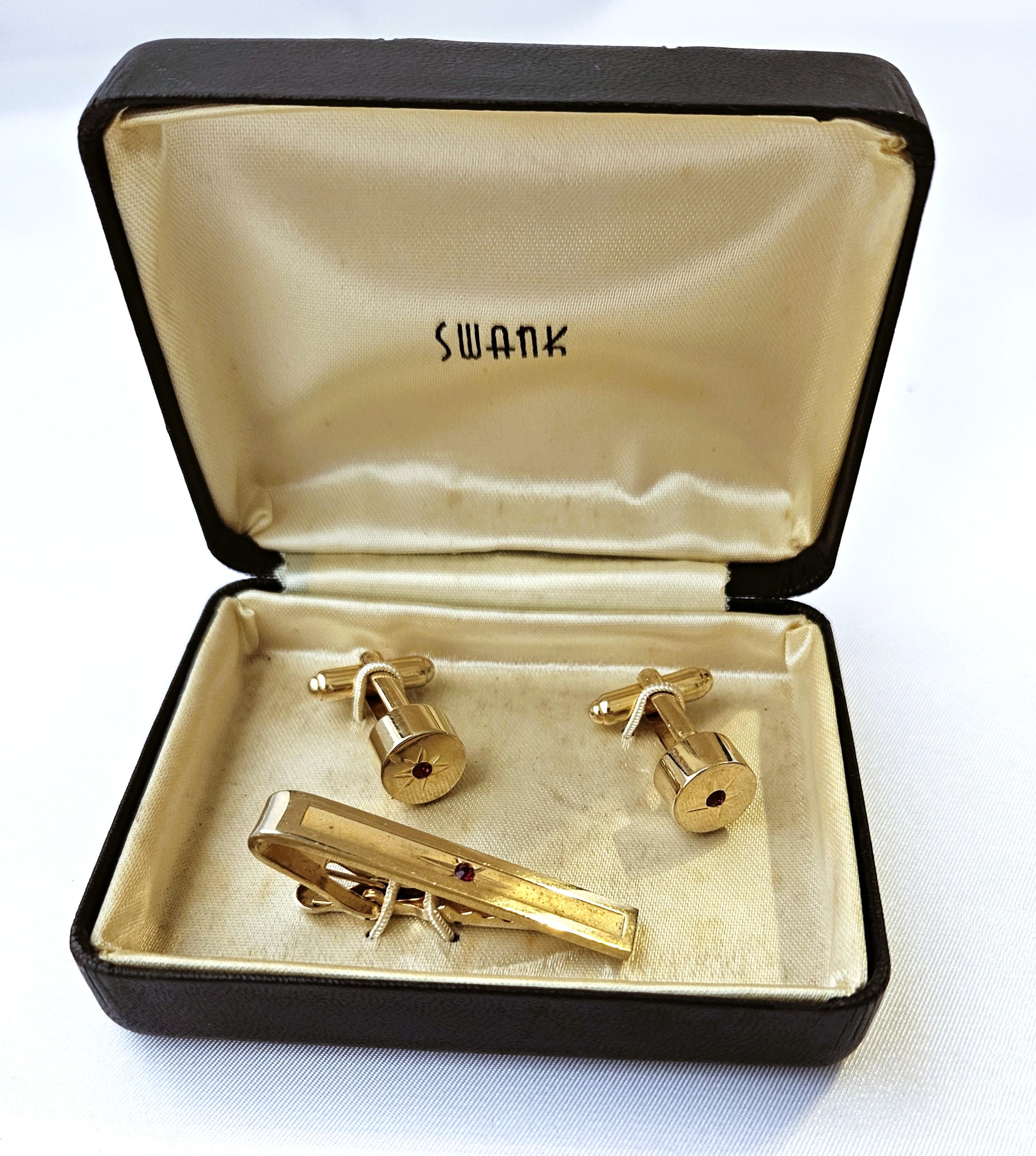 Vintage Men's Circular Gold-Tone Red Rhinestone Cuff Links Tie Tac Set