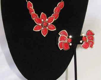 Vintage Plastic Flower 3-Piece Set Necklace Brooch And Earrings