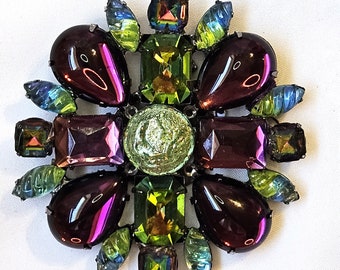 Vintage Fabulous Purple Aurora Borealis Cabochons Molded Bi-Color Art Glass Green And Blue Marquise-Shaped Glass Rhinestone Brooch Pin