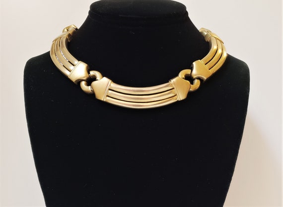 Vintage 1950s Gold-Tone Curved Bar Choker Necklace - image 1