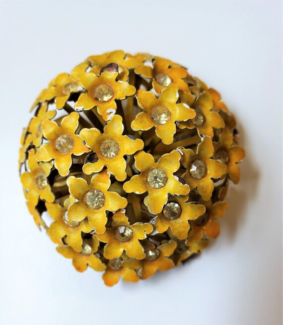 Vintage Domed Yellow Flowers And Rhinestones Broo… - image 1