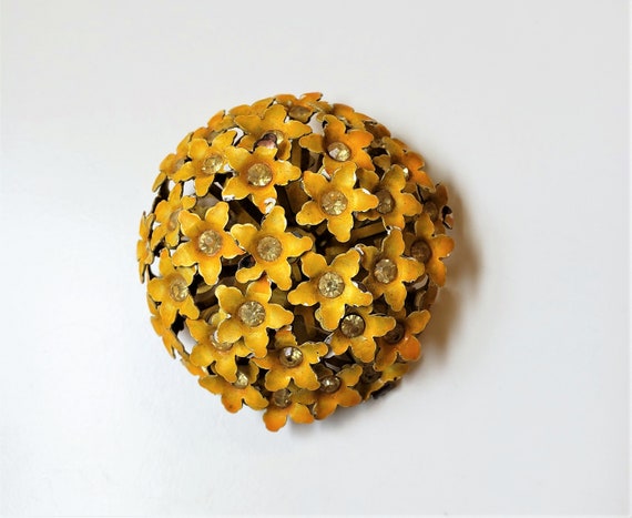 Vintage Domed Yellow Flowers And Rhinestones Broo… - image 3