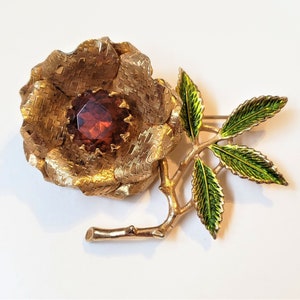 Vintage 1960 Sarah Coventry Flower Brooch Pin
