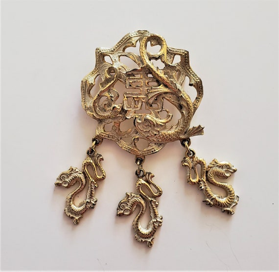 ASIAN MOTIF Pin Brooch Brass Metal 8261 Vintage Victorian