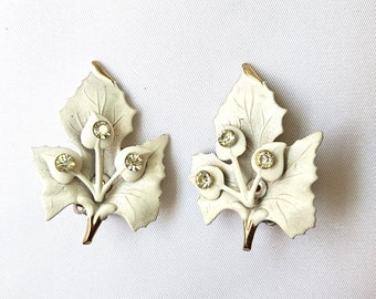 Vintage White Leaves Clear Rhinestones Clip-On Earrings