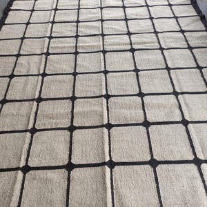 Black White Wool Jute Kilim Rug,Boho Home Decor Living room Bedroom Ethnic Kilim,Custom Size Large Floor Area Indian Kilim Rug