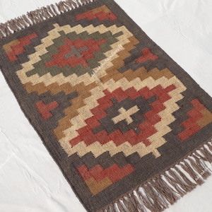 Handwoven Wool Jute Kilim Rug: Boho Decor, Custom Size