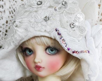 White Floral Beaded & Sequined With Rhinestones Felt Flapper Style Hat For SD Sized Ball Jointed Dolls