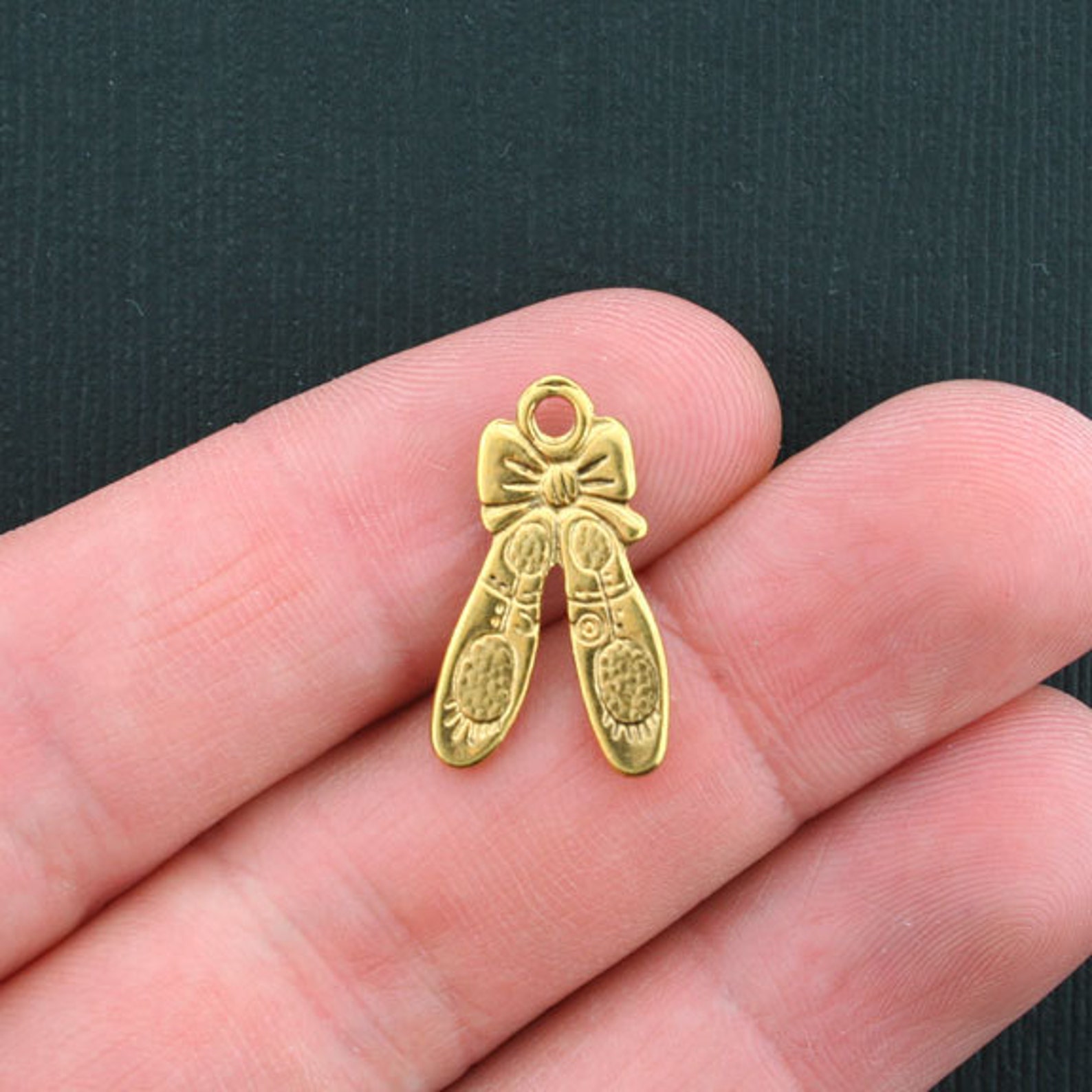 10 ballet charms antique gold tone toe shoes 2 sided - gc305 10 ballet charms antique gold tone toe shoes 2 sided - gc305