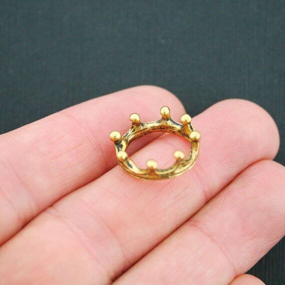 GC084 16 Bee Charms Antique Gold Tone Two Sided