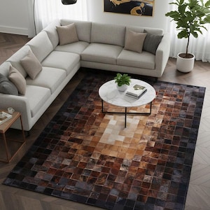 Luxuriöser Patchwork Teppich aus Rindsleder - Handgefertigter Braun Beige Lederteppich