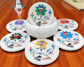 Posavasos de mármol hechos a mano: incrustaciones de piedra natural y parte trasera de corcho.