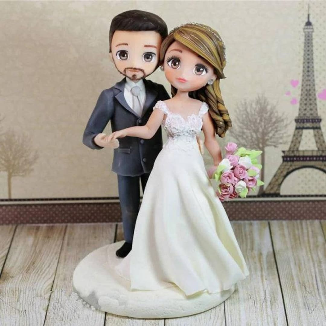 Custom Wedding Cake Topper Figurine, Personalized Bride and Groom, Hand ...