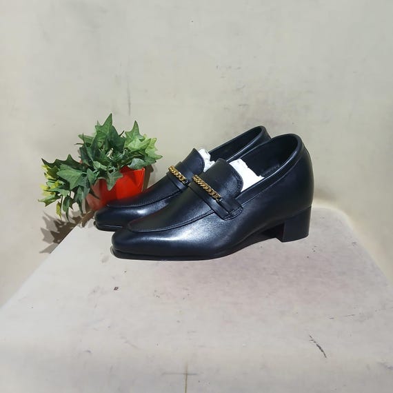 Handmade Black Leather Loafers With Gold Chain: Men display picture 1